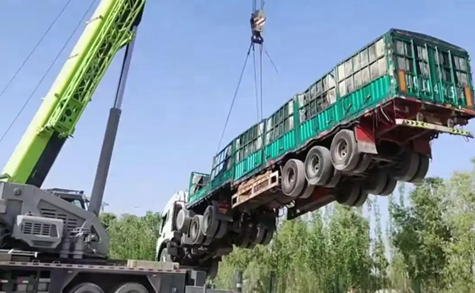播州区道路脱困救援案例